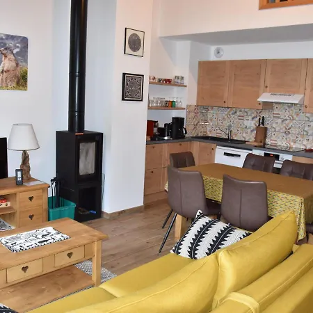 Duplex Neuf 4 Pieces Avec Balcon, Proche Telepherique Et Centre Aqualudique - Fr-1-464-210 Apartment